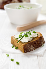 Sandwich with cream cheese and chives