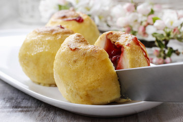 Baked apples stuffed with blueberry jam