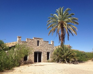 Vintage house near hot springs in Big Bend NP