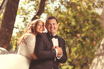 Fototapeta premium Joyful wedding couple
