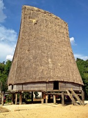Traditional Rong House Architecture, Kon Tum, Central Highlands © samantoniophoto
