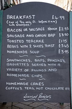 Breakfast menu board, Lichfield © Arena Photo UK