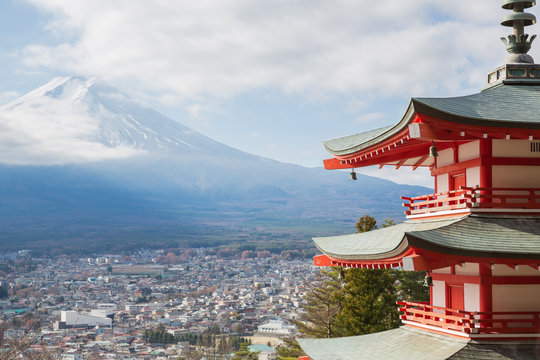 Shureito pagoda with Mountain Fuji
