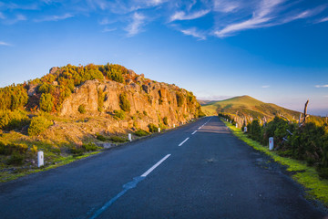 Fototapeta na wymiar empty road on the Madeira island. Portugal