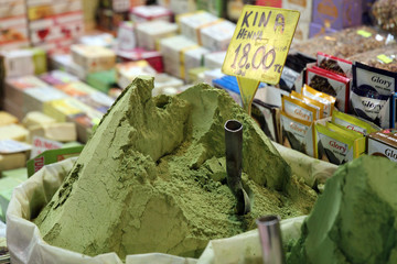 Pâte pour le henné