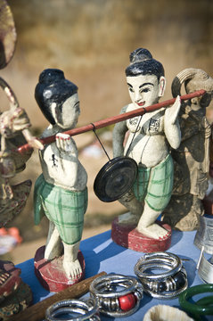 statuettes, lac Inle, Myanmar
