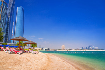 Naklejka premium Beach in Abu Dhabi, the capital of United Arab Emirates