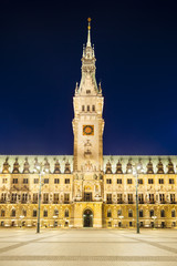 Fototapeta premium Hamburg Town Hall At Night