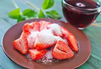 strawberry with sugar