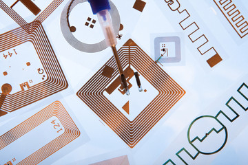 RFID implantation syringes and RFID tags