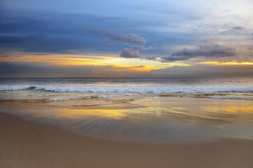 Fototapeta na wymiar ocean and sunrise