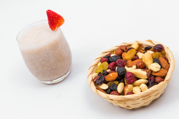 banana smoothie with walnuts