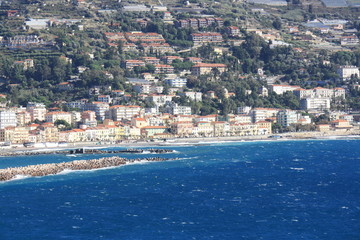 Fototapeta na wymiar Ospedaletti na Wybrzeżu Liguryjskim (Włochy, Sanremo)