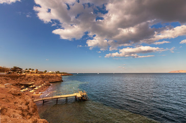 Obraz premium Boardwalk on beach