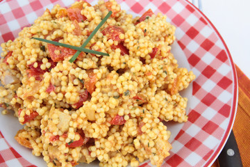 salade de pâtes et poulet