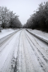 Fototapeta premium Strasse im Winter