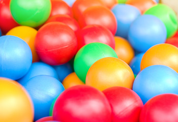 Fototapeta na wymiar Many colour plastic balls