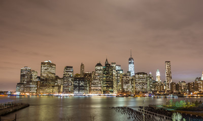 Fototapeta na wymiar New York city night skyline