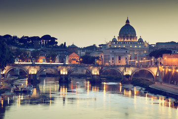 Fototapeta na wymiar view on Tiber and St Peter Basilica in Vatican