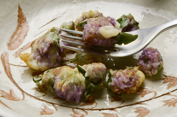 Clover fried