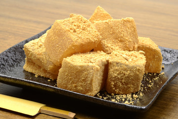 和菓子　わらび餅