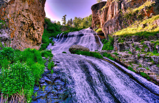 Jermuk waterfall
