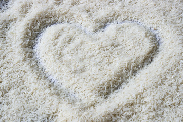 Uncooked jasmine rice