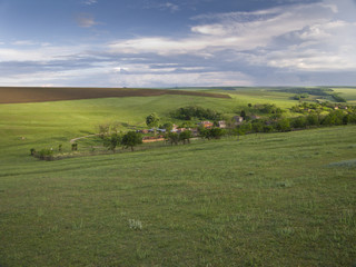 Obraz premium Beautiful rural landscape pictures in the sunny cloudy weather