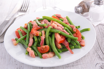 bean, bacon and tomato salad