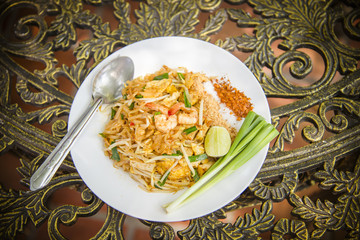 Stir-Fried Rice Noodle with Shrimp in Thai style