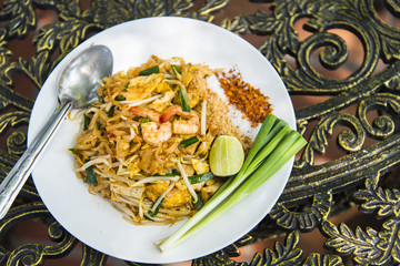 Stir-Fried Rice Noodle with Shrimp in Thai style