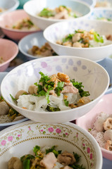 noodle  wait for serve