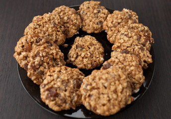 oatmeal cookies with raisins