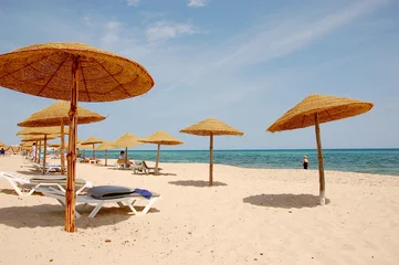 Foto op Plexiglas Tunesië Summertime tourist district in Tunisia