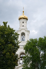 Fototapeta na wymiar Golden dome of ancient Russian Orthodox Church
