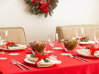 Table setting with real tree decoration