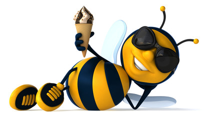 Bee © Julien Tromeur