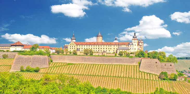 Die bekannte Festung Marienberg &uuml;ber W&uuml;rzburg in Unterfranken