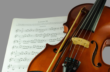 Fototapeta premium Closeup photo of violin and bow