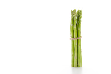 Fototapeta premium asparagus isolated on white