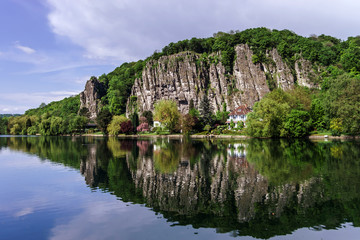 Fototapeta na wymiar Widok w pobliżu rzeka Moza Namur