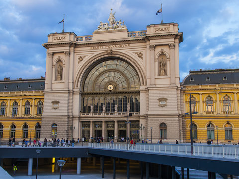 Budapesht , Hungary . Keleti Train Station