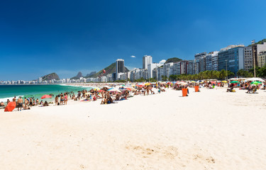 Fototapeta na wymiar widok z plaży Copacabana w Rio de Janeiro, Brazylia