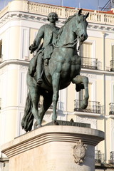 Fototapeta na wymiar Carolo III the king statue ,Madrid city, Spain