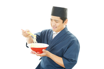 笑顔のラーメン職人