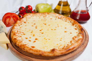 Pizza mozzarella focaccia