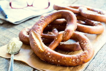 Baked pretzel