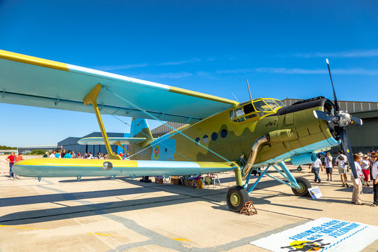 Aircraft Antonov An-2