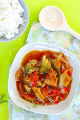 Gemüse mit Tofu