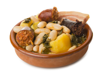 Cazuela de pote asturiano